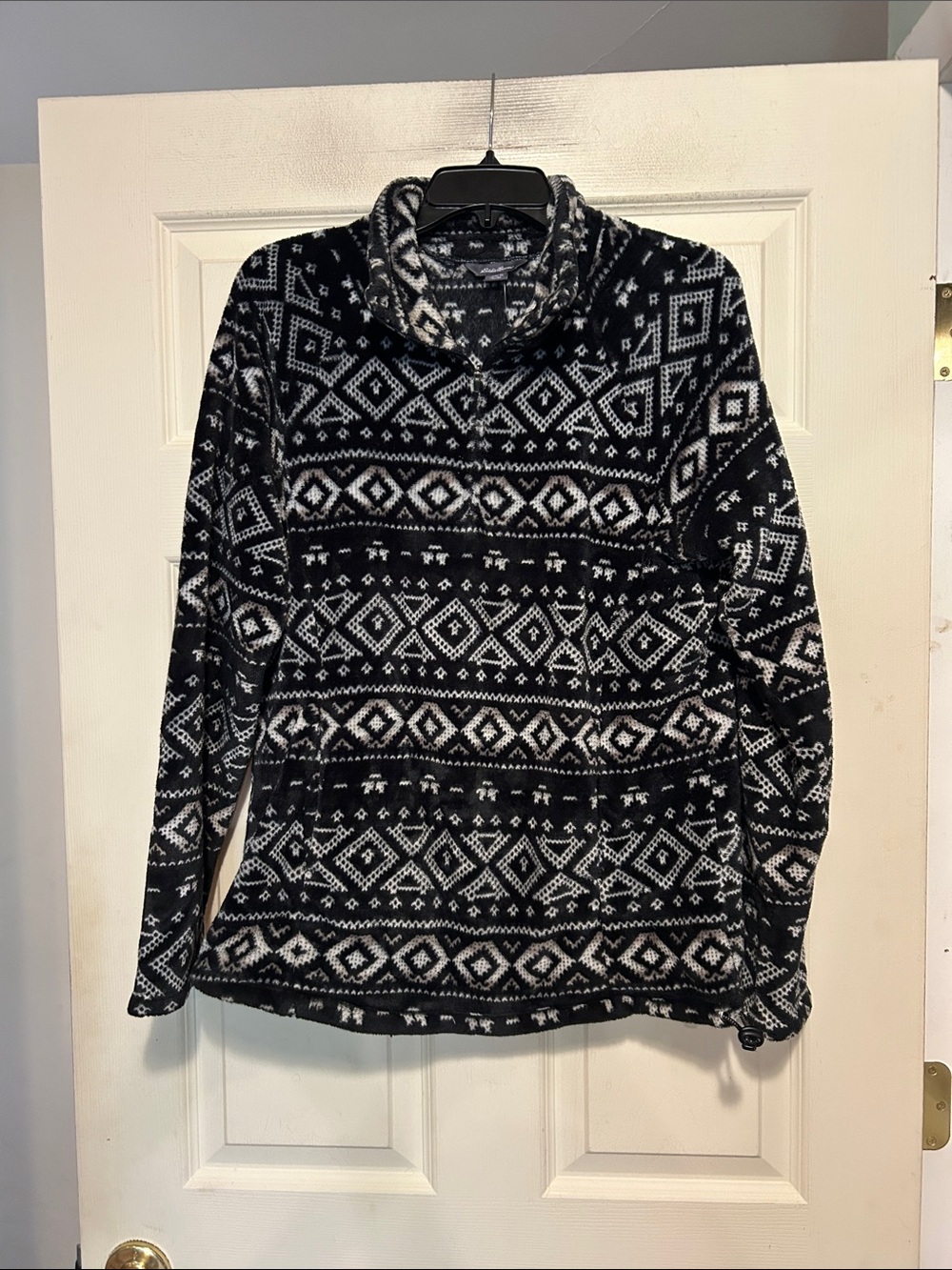 Eddie Bauer Black & White Aztec Pattern Fleece Pullover Size XL